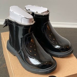 Ugg Lynde Patent Leather Boot Toddler Size 9